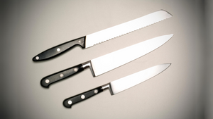 Why Is It Better to Buy a Knife With a Full Tang?